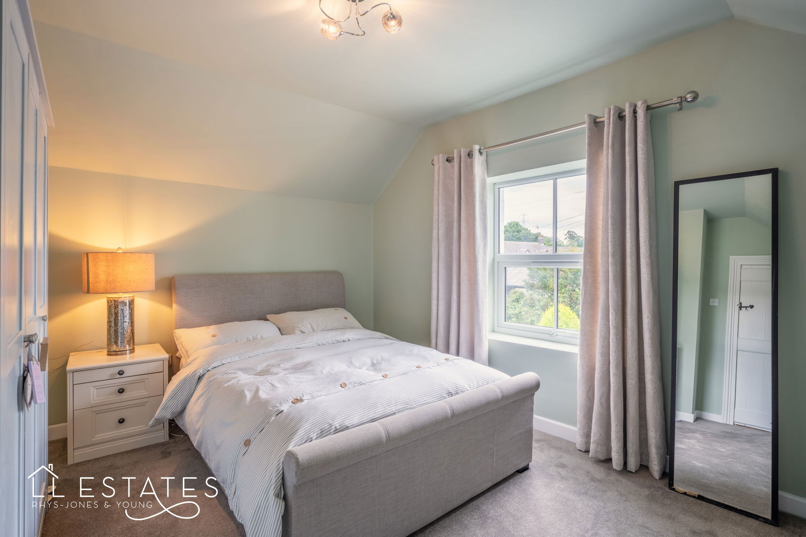 3 bed detached house for sale in Lower Denbigh Road, St. Asaph  - Property Image 9