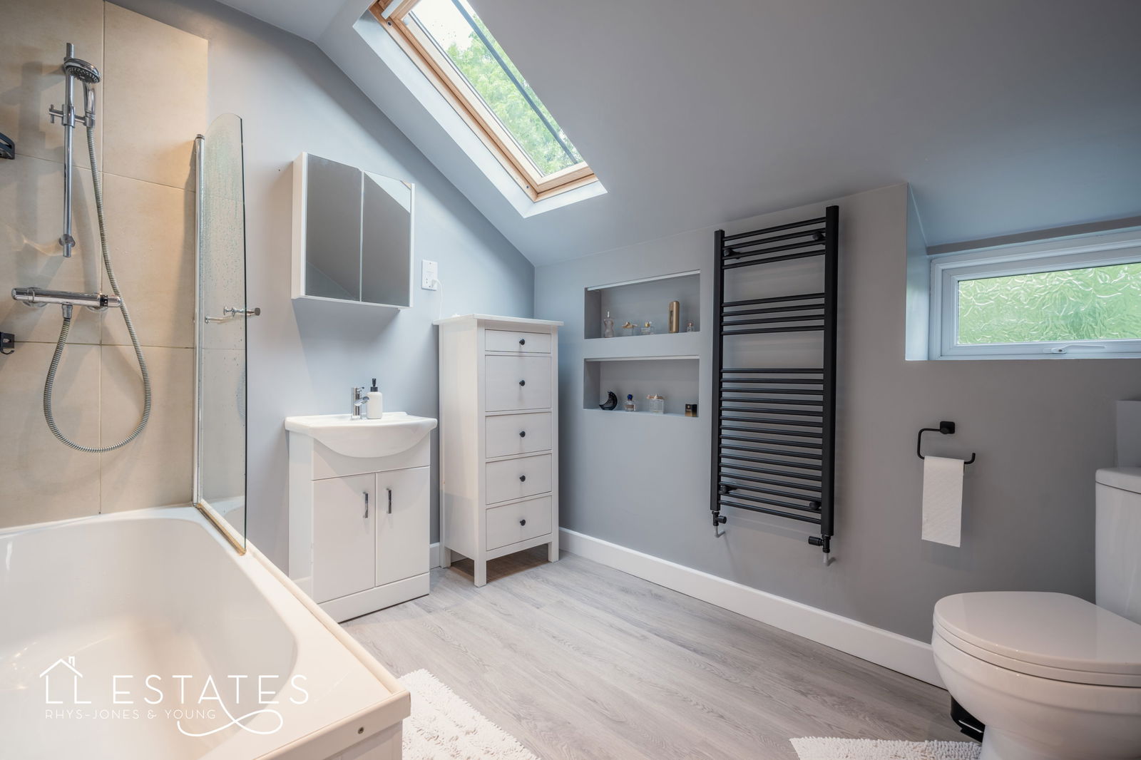 3 bed detached house for sale in Lower Denbigh Road, St. Asaph 9