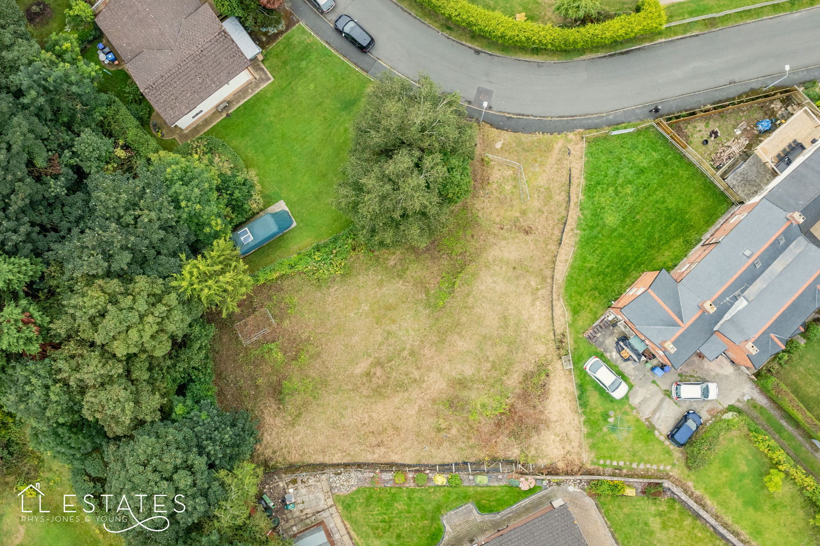 4 bed land for sale in Ffordd Pen Y Maes, Trefnant. LL16 4YL 1