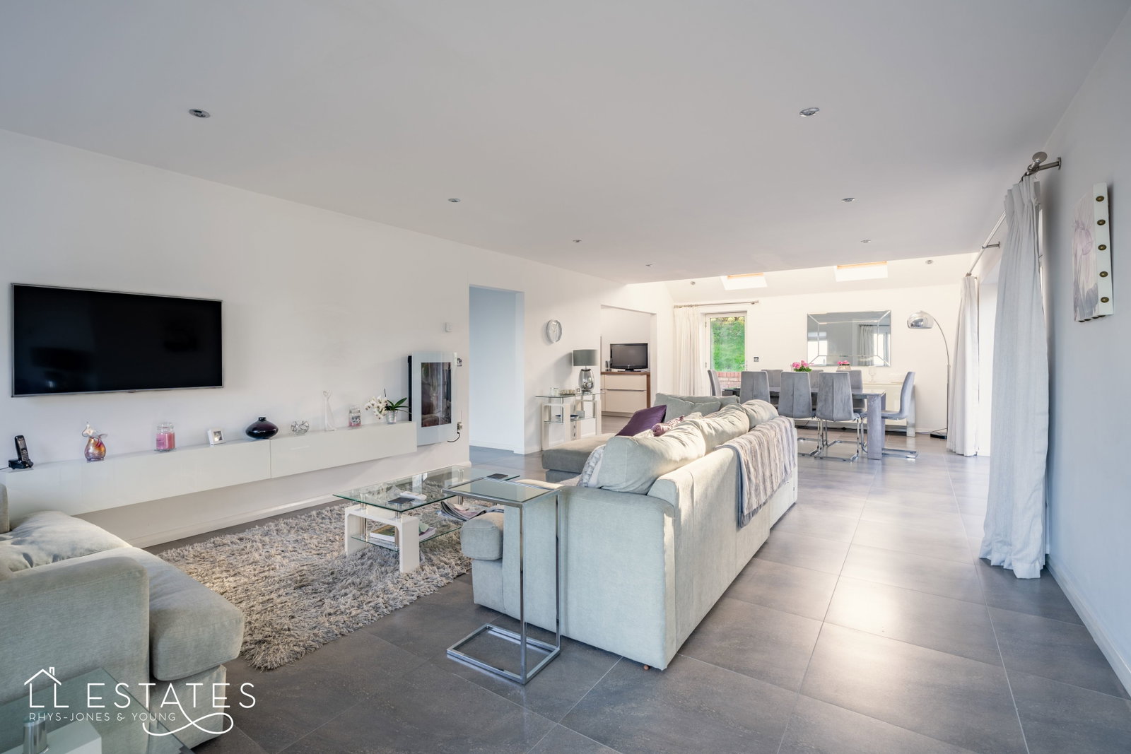 3 bed detached house for sale in Waterfall Road, Dyserth 7