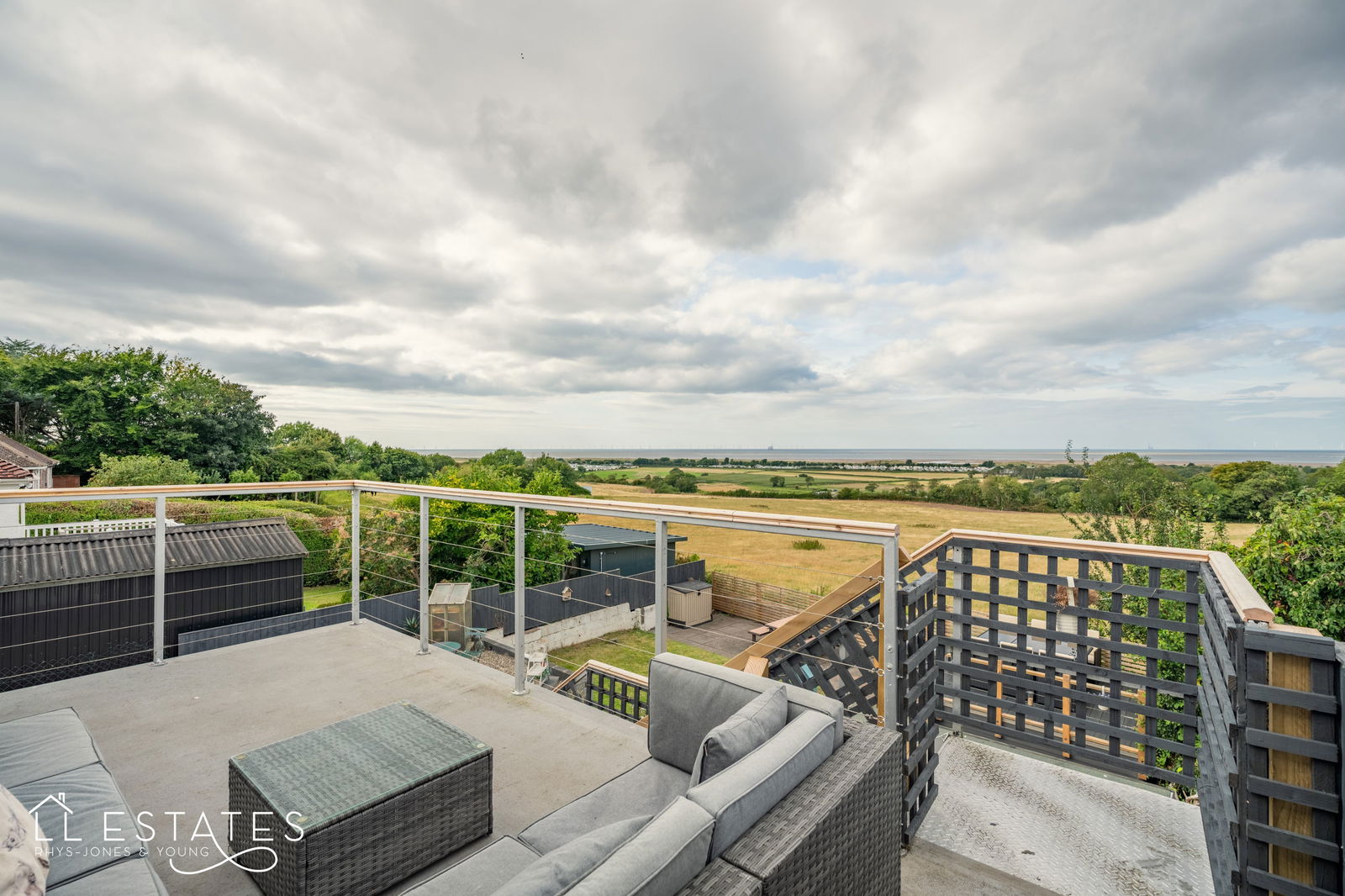 2 bed bungalow for sale in Abbey Drive, Gronant, Prestatyn 1