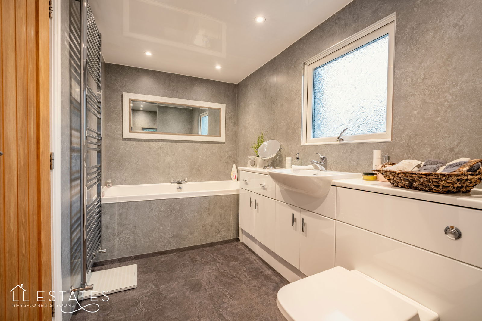 3 bed detached house for sale in The Brae, Meliden  - Property Image 11