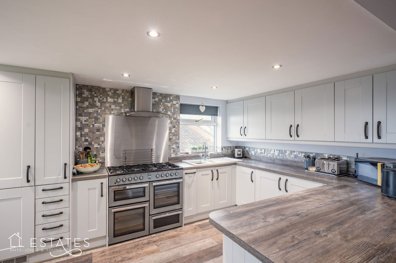 3 bed detached house for sale in The Brae, Meliden  - Property Image 3