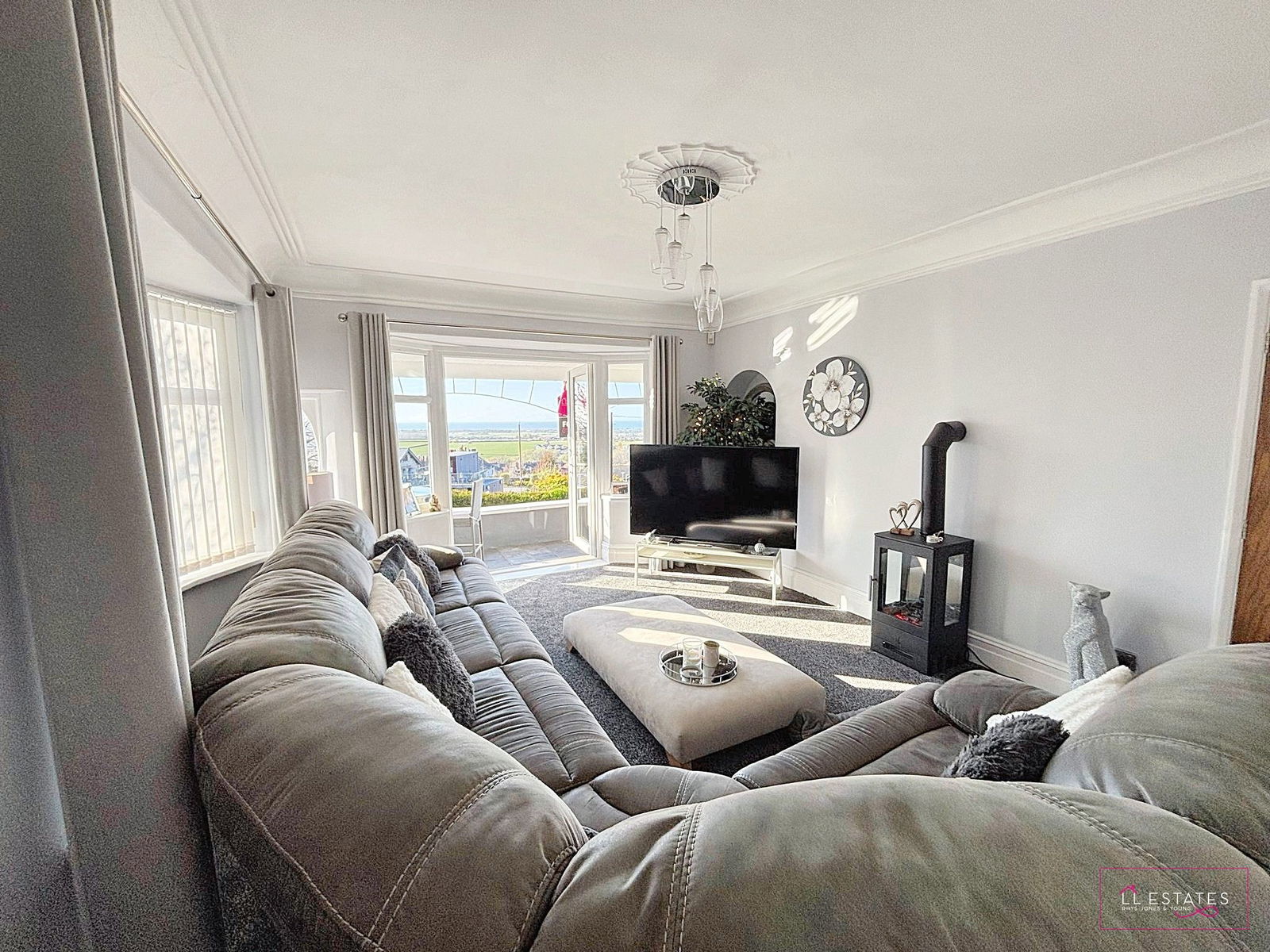 3 bed detached house for sale in The Brae, Meliden  - Property Image 6