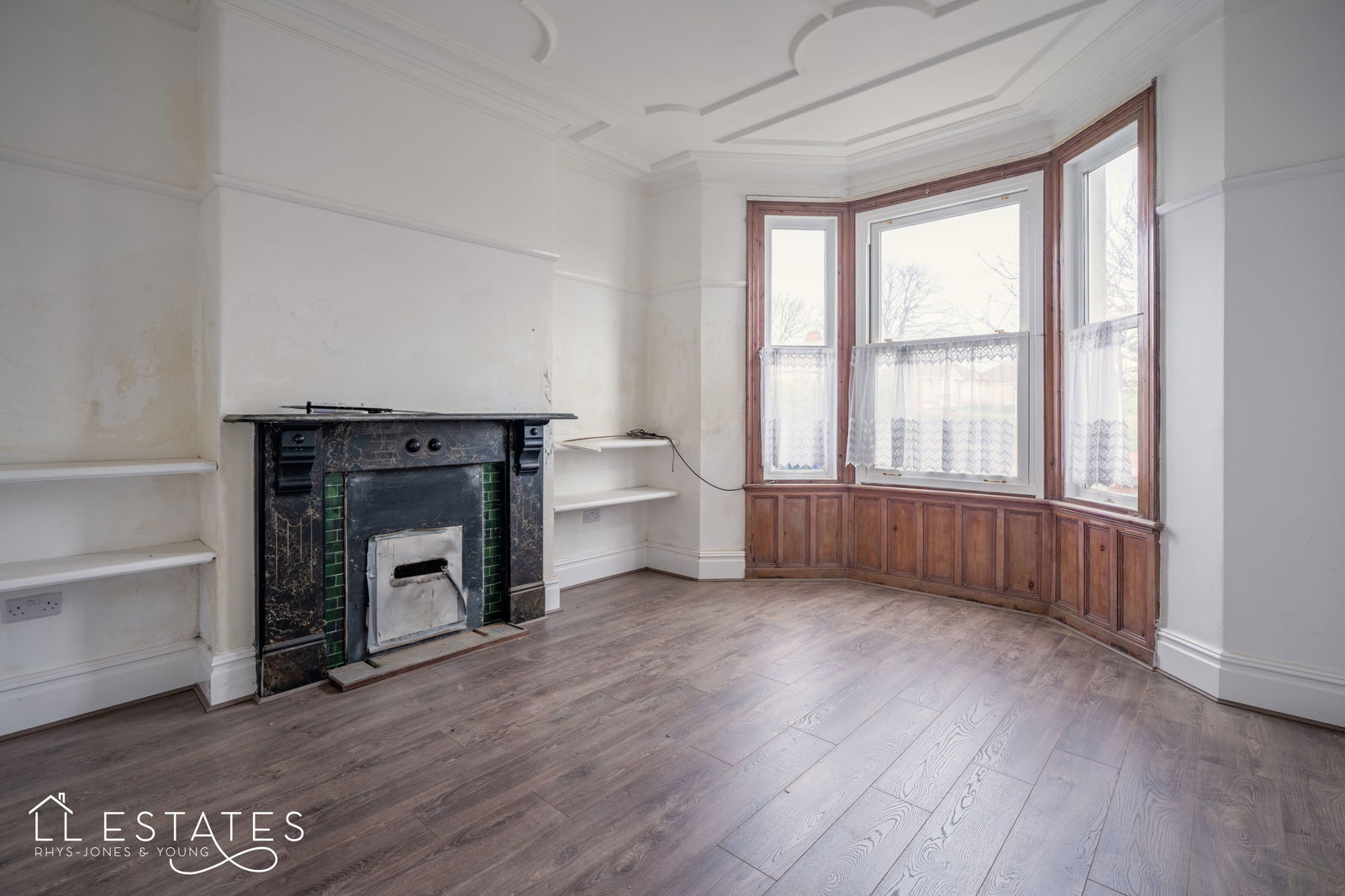 4 bed semi-detached house for sale in Grange Road, Rhyl  - Property Image 2