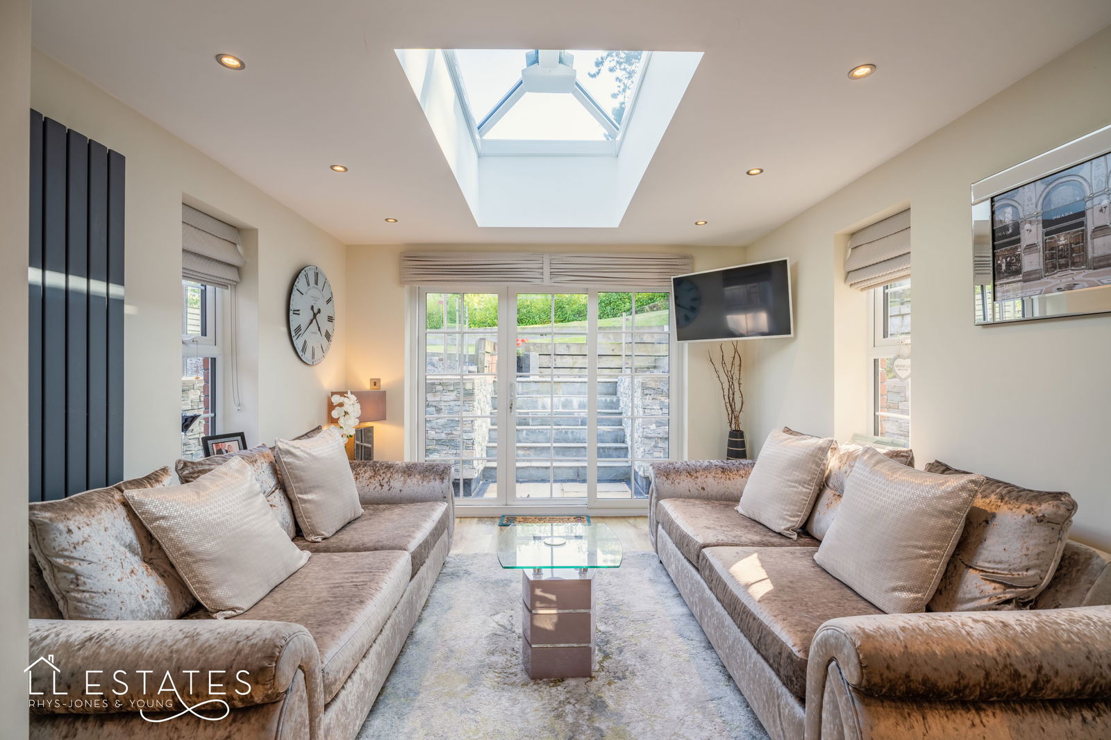 4 bed detached house for sale in Oakwood, Colwyn Bay  - Property Image 2