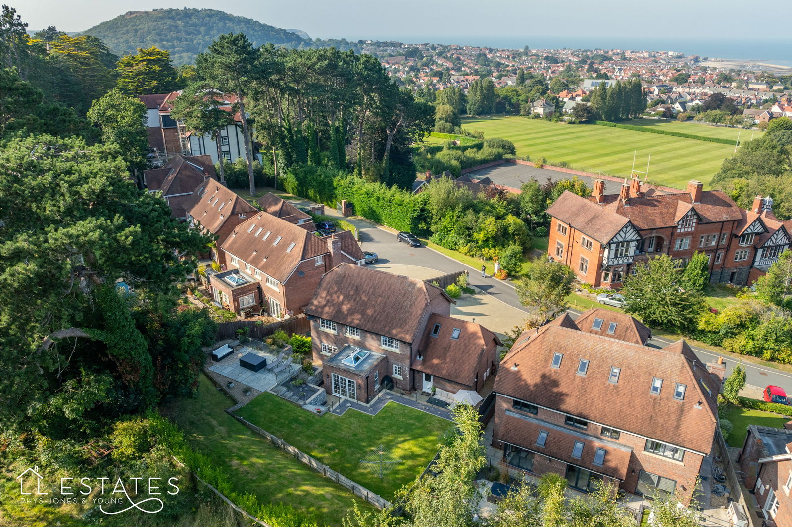 4 bed detached house for sale in Oakwood, Colwyn Bay  - Property Image 20