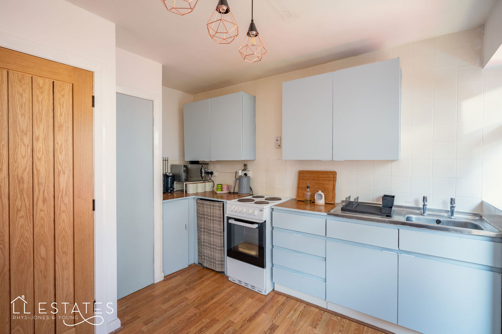 2 bed bungalow for sale in Parc Bron Deg, Dyserth  - Property Image 6