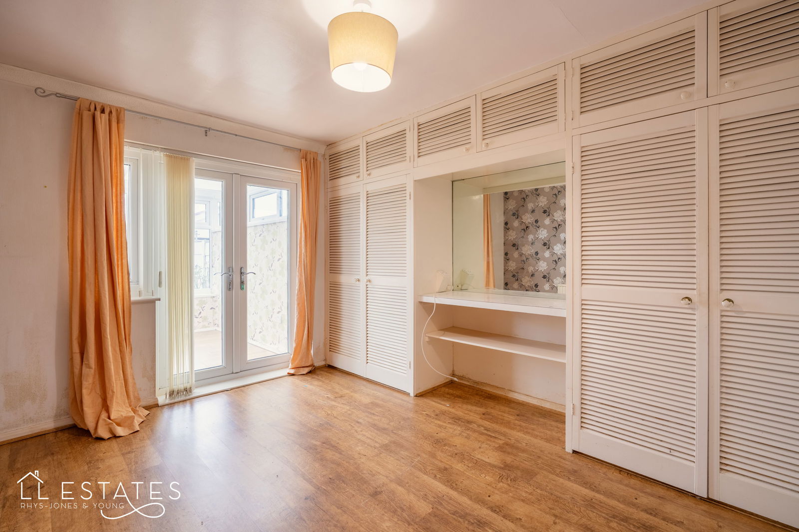 2 bed semi-detached bungalow for sale in Awelon Mor, Prestatyn  - Property Image 6