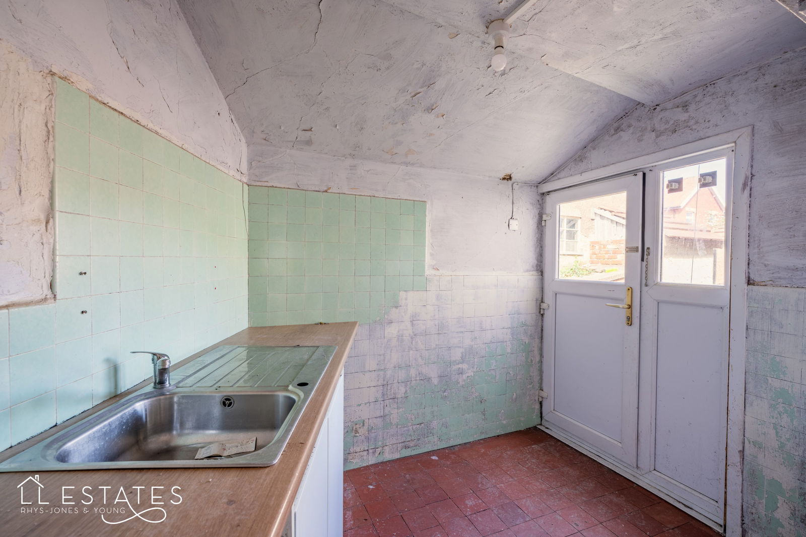 4 bed semi-detached house for sale in Berthes Road, Old Colwyn 3