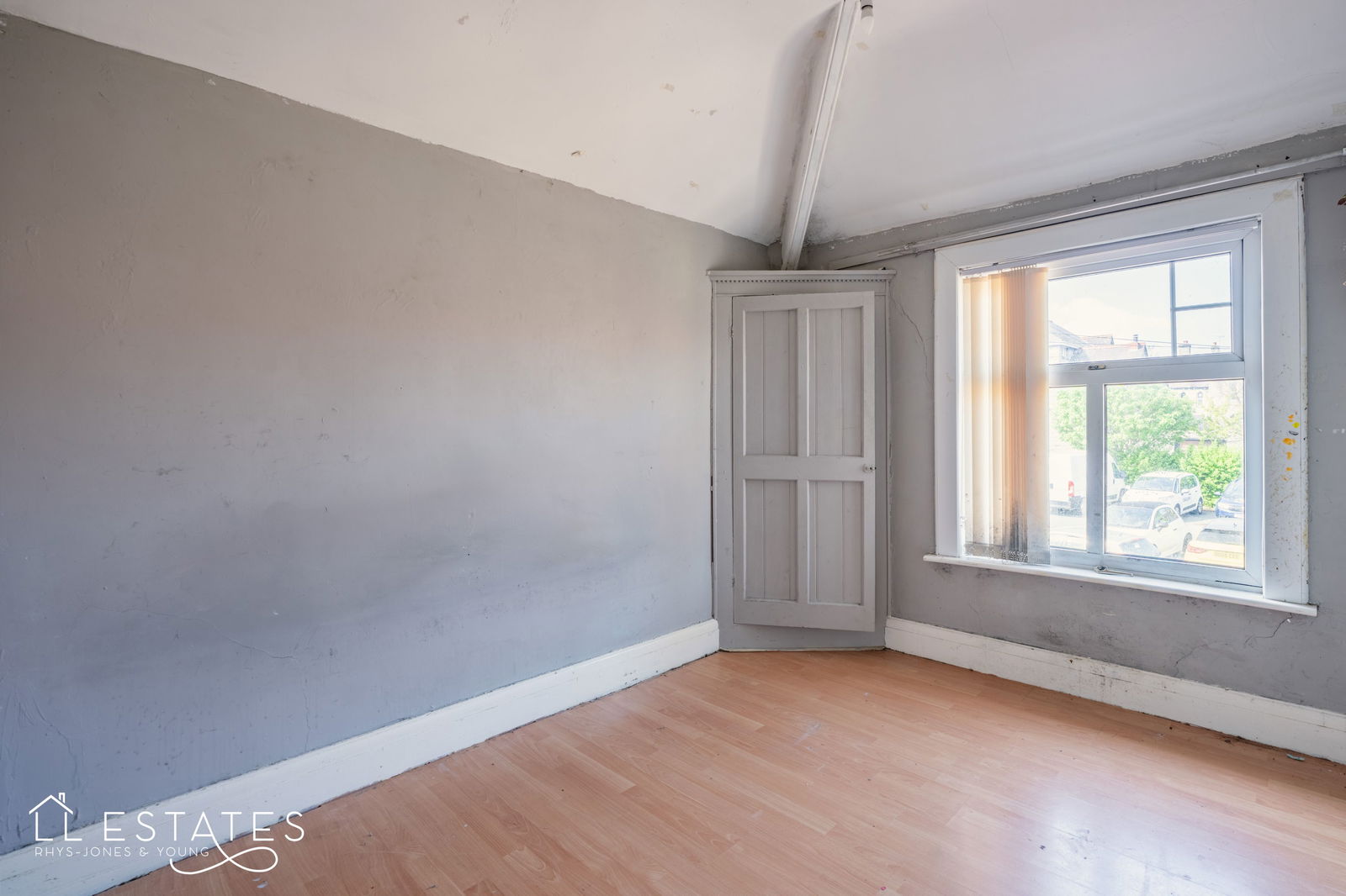 4 bed semi-detached house for sale in Berthes Road, Old Colwyn  - Property Image 10