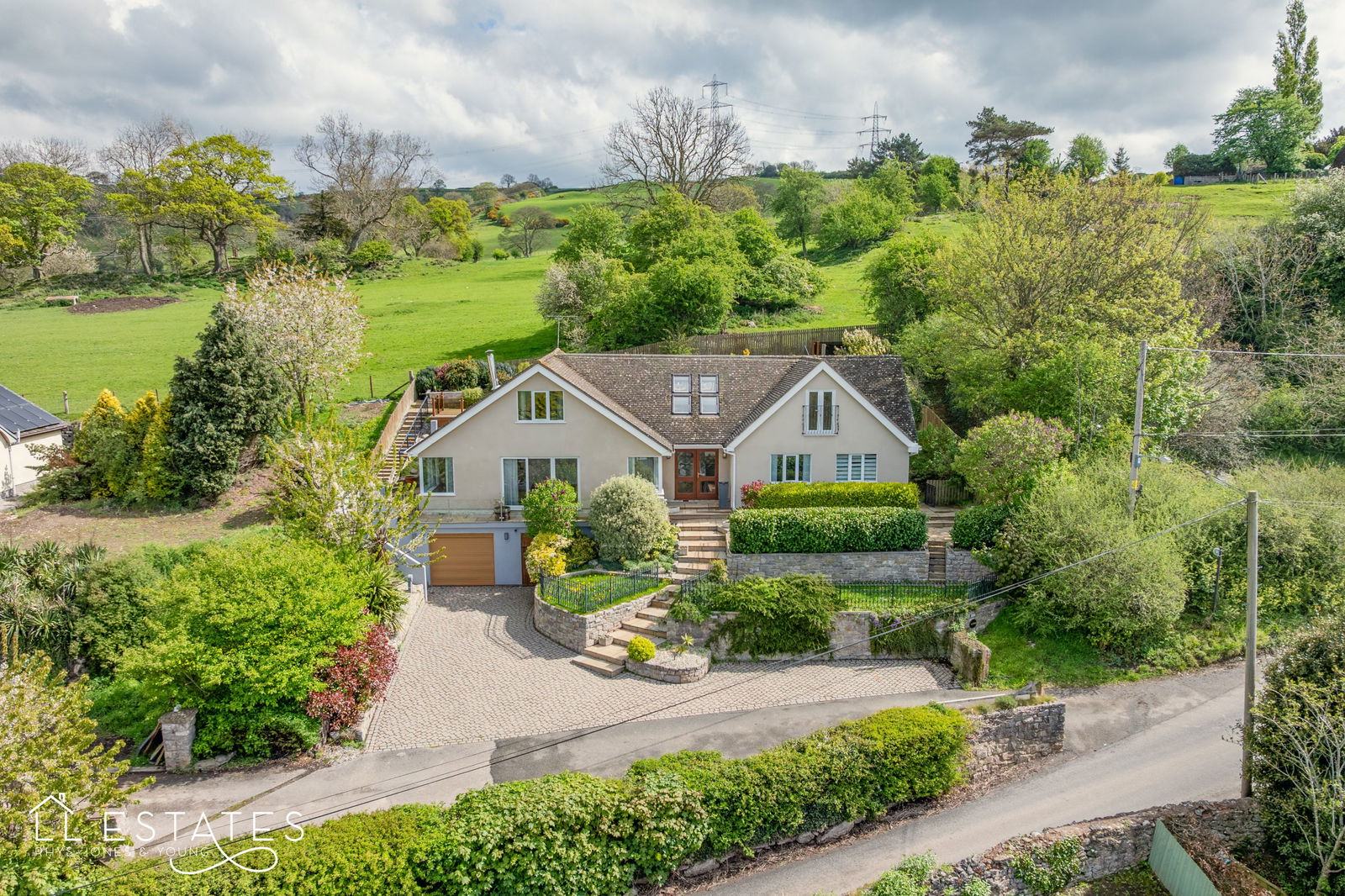 3 bed detached house for sale in Tremeirchion, LL17 0UN - Property Image 1