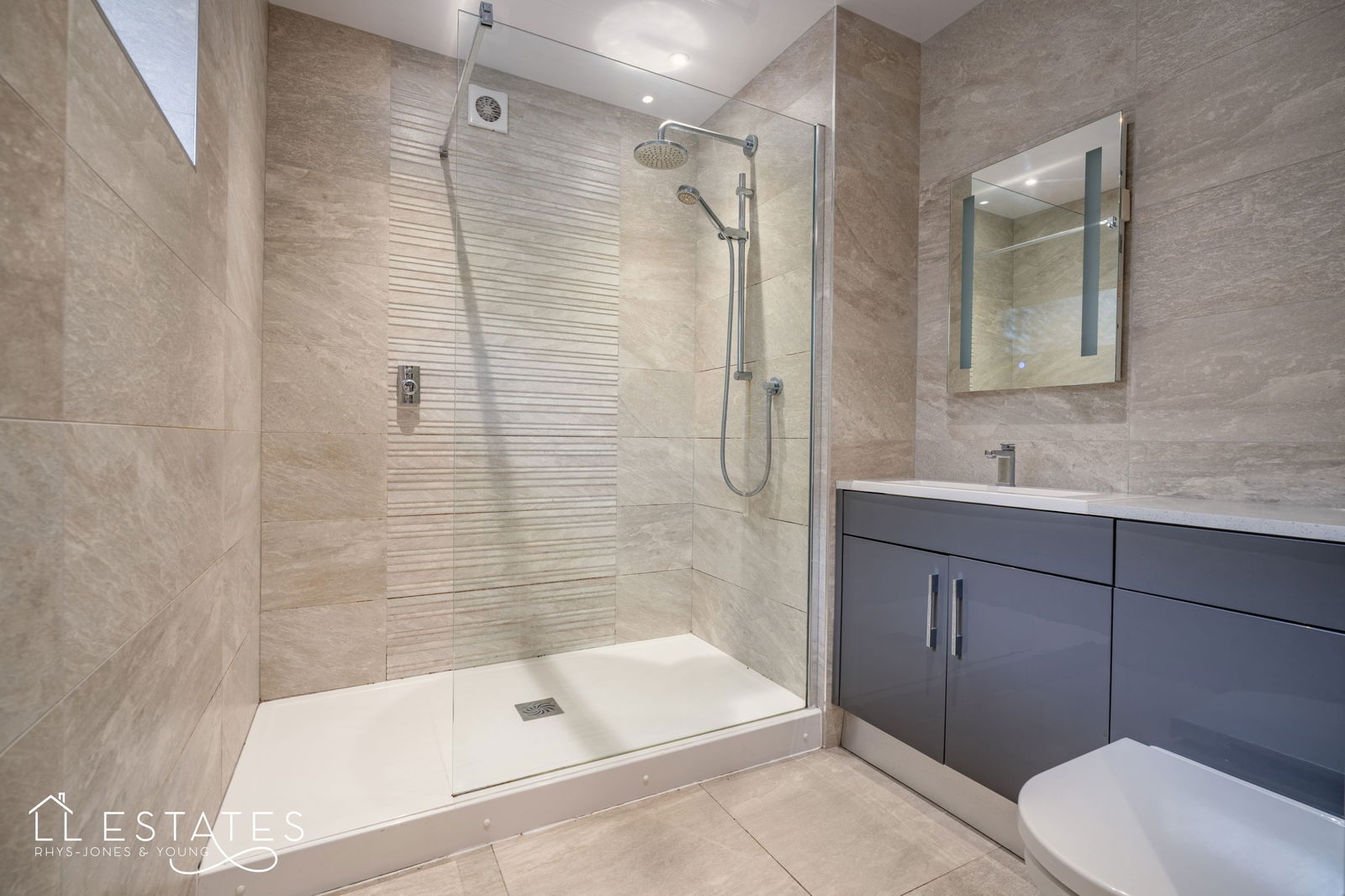 3 bed detached house for sale in Tremeirchion, LL17 0UN 13