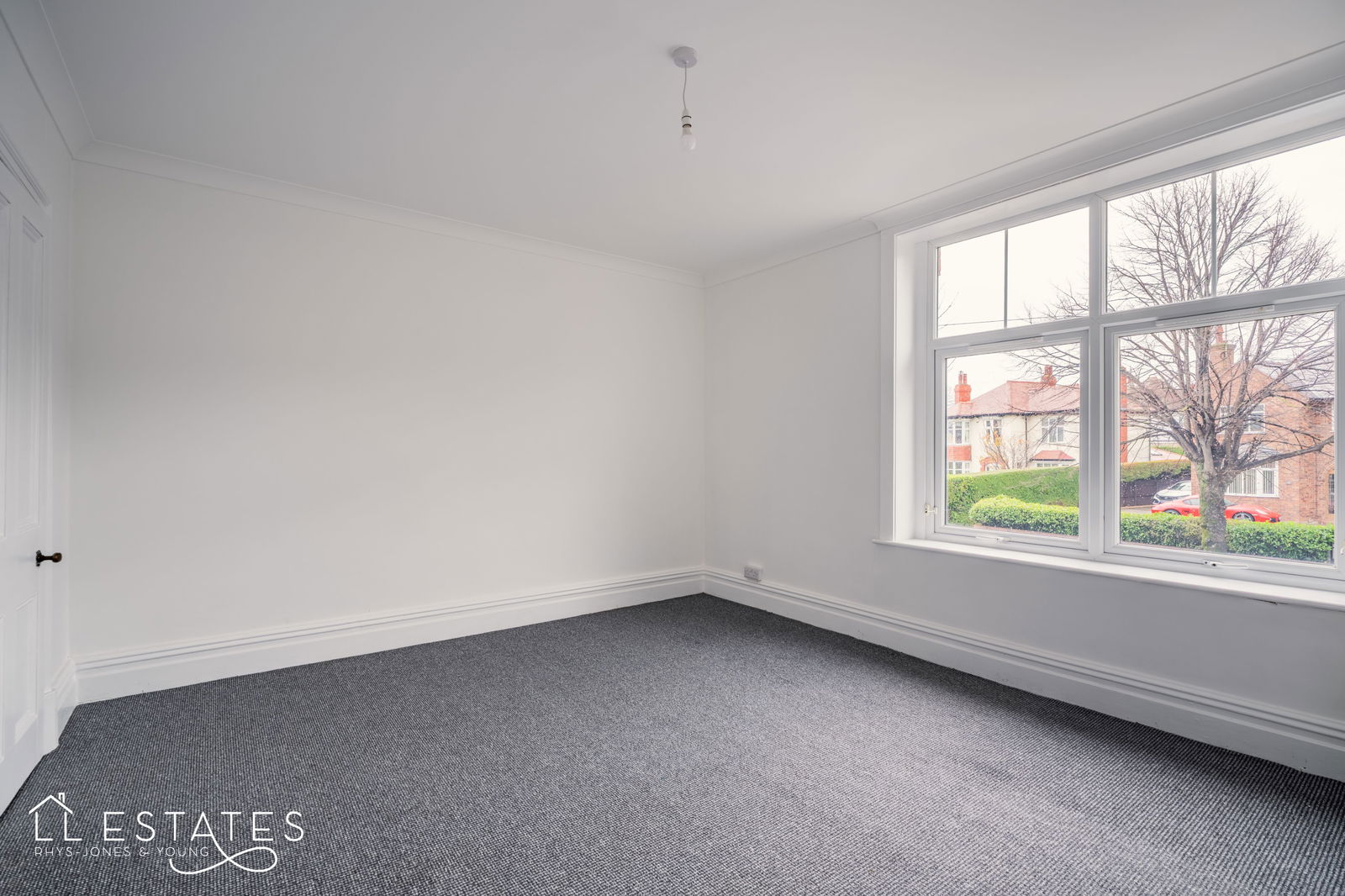 2 bed flat to rent in Meliden Road, Prestatyn, LL19 9SE 5