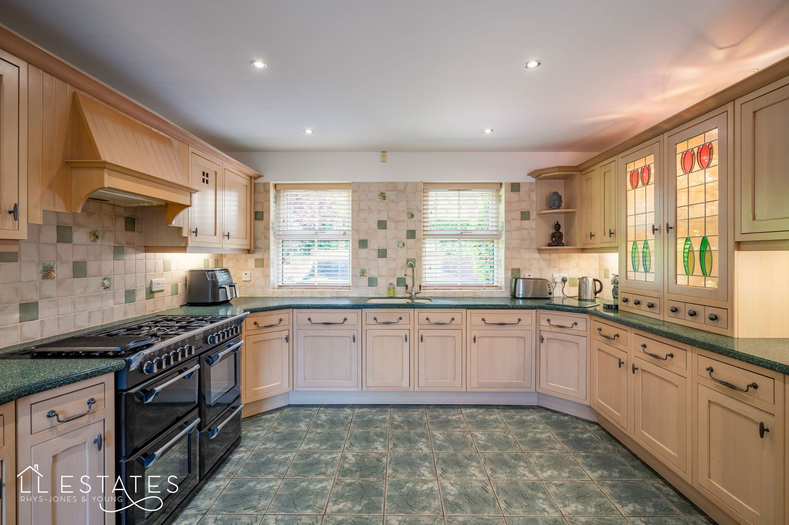 4 bed detached house for sale in Bryntirion Drive, Prestatyn 5