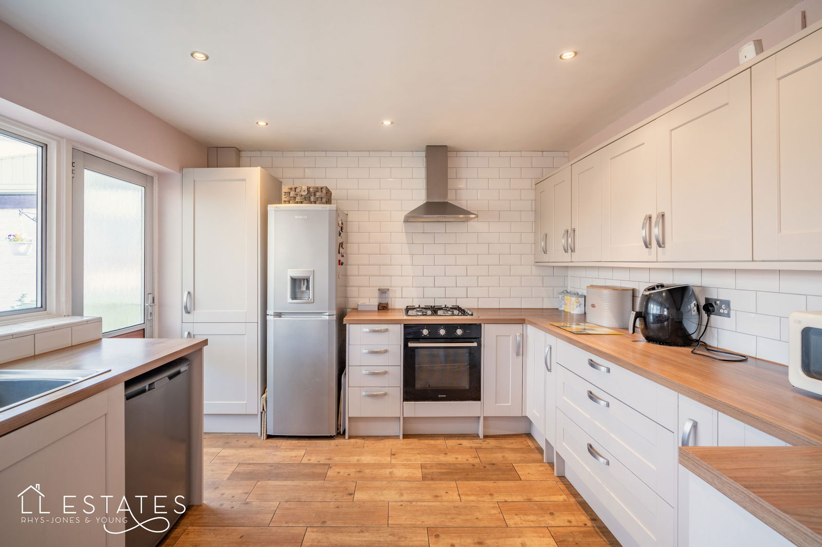 4 bed detached house for sale in Llandaff Drive, Prestatyn 2