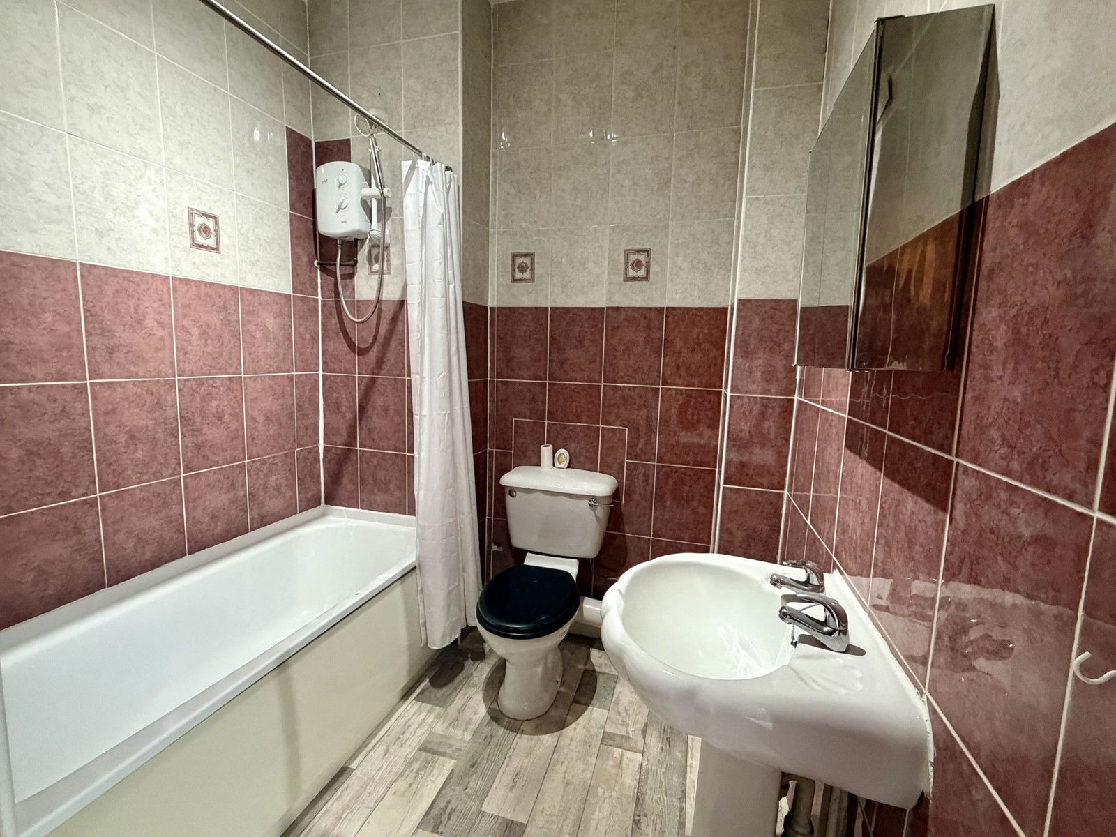 3 bed semi-detached house to rent in Pen Y Ball Street, Holywell, CH8 7LW  - Property Image 7