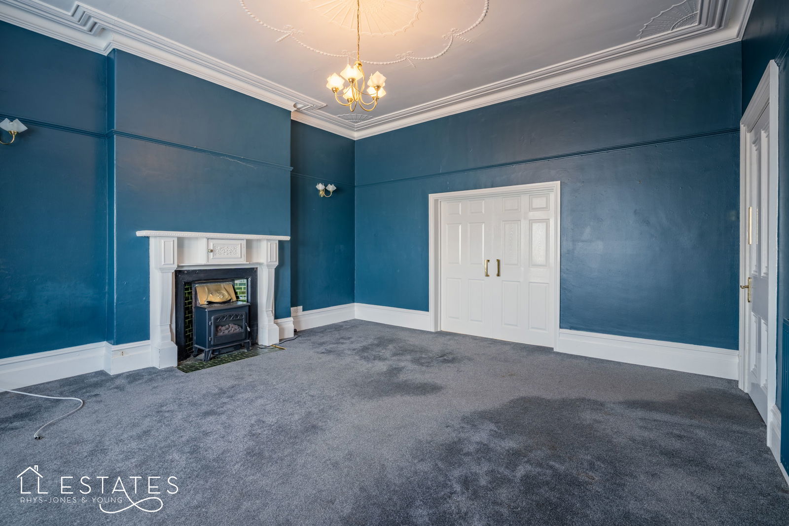 7 bed detached house for sale in Marine Drive, Rhyl, LL18 3AY 3