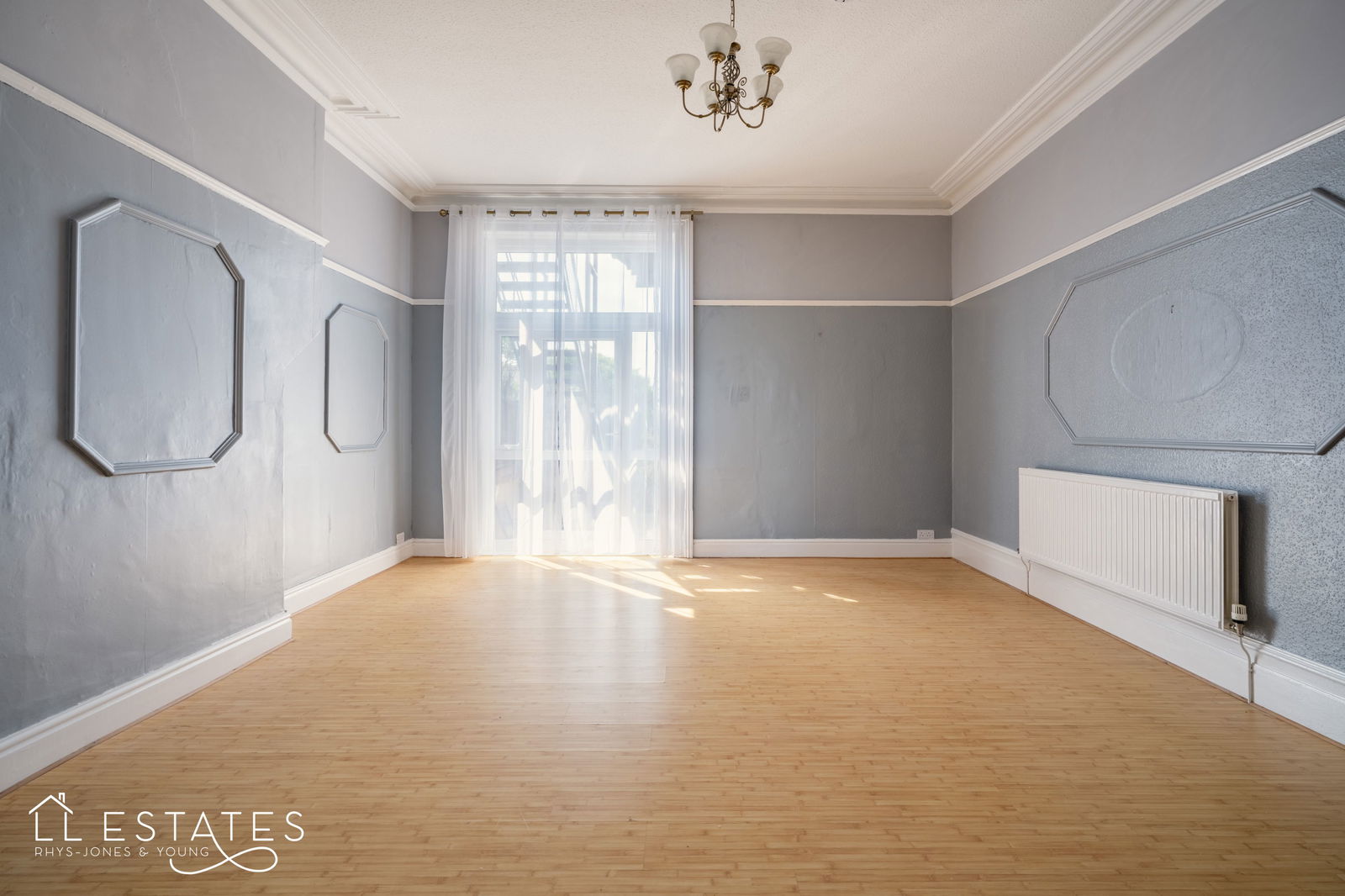 7 bed detached house for sale in Marine Drive, Rhyl, LL18 3AY  - Property Image 5