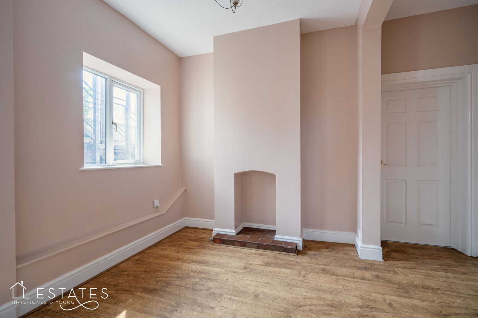 7 bed detached house for sale in Marine Drive, Rhyl, LL18 3AY  - Property Image 9