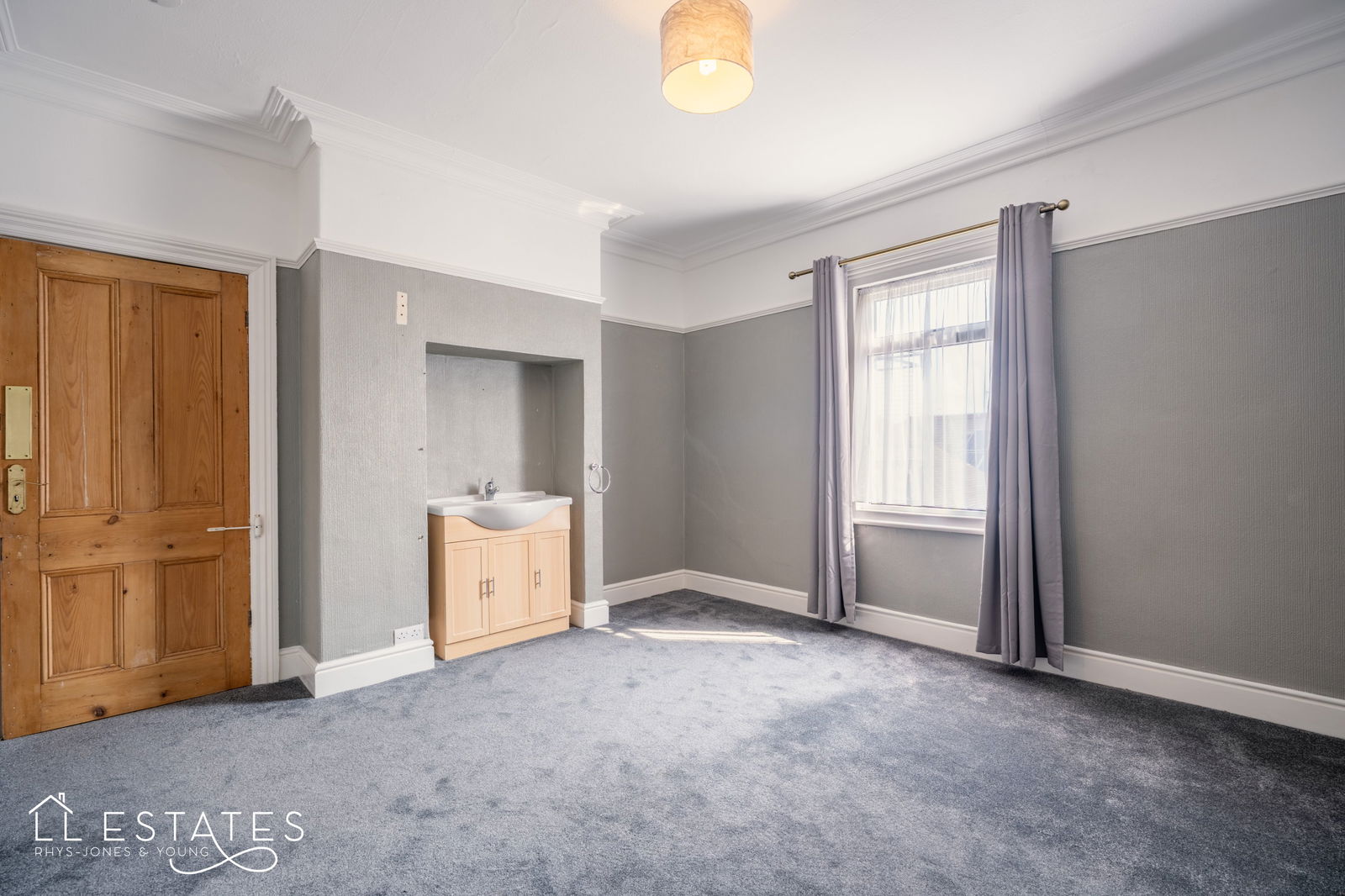 7 bed detached house for sale in Marine Drive, Rhyl, LL18 3AY  - Property Image 16