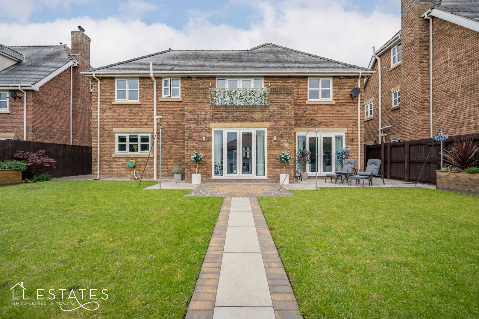 5 bed detached house for sale in Castlefields, Rhuddlan 20