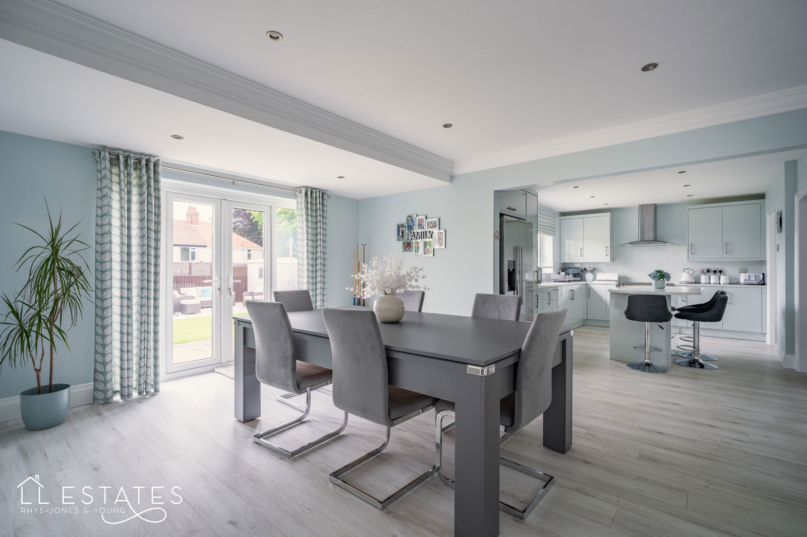 5 bed detached house for sale in Castlefields, Rhuddlan  - Property Image 4