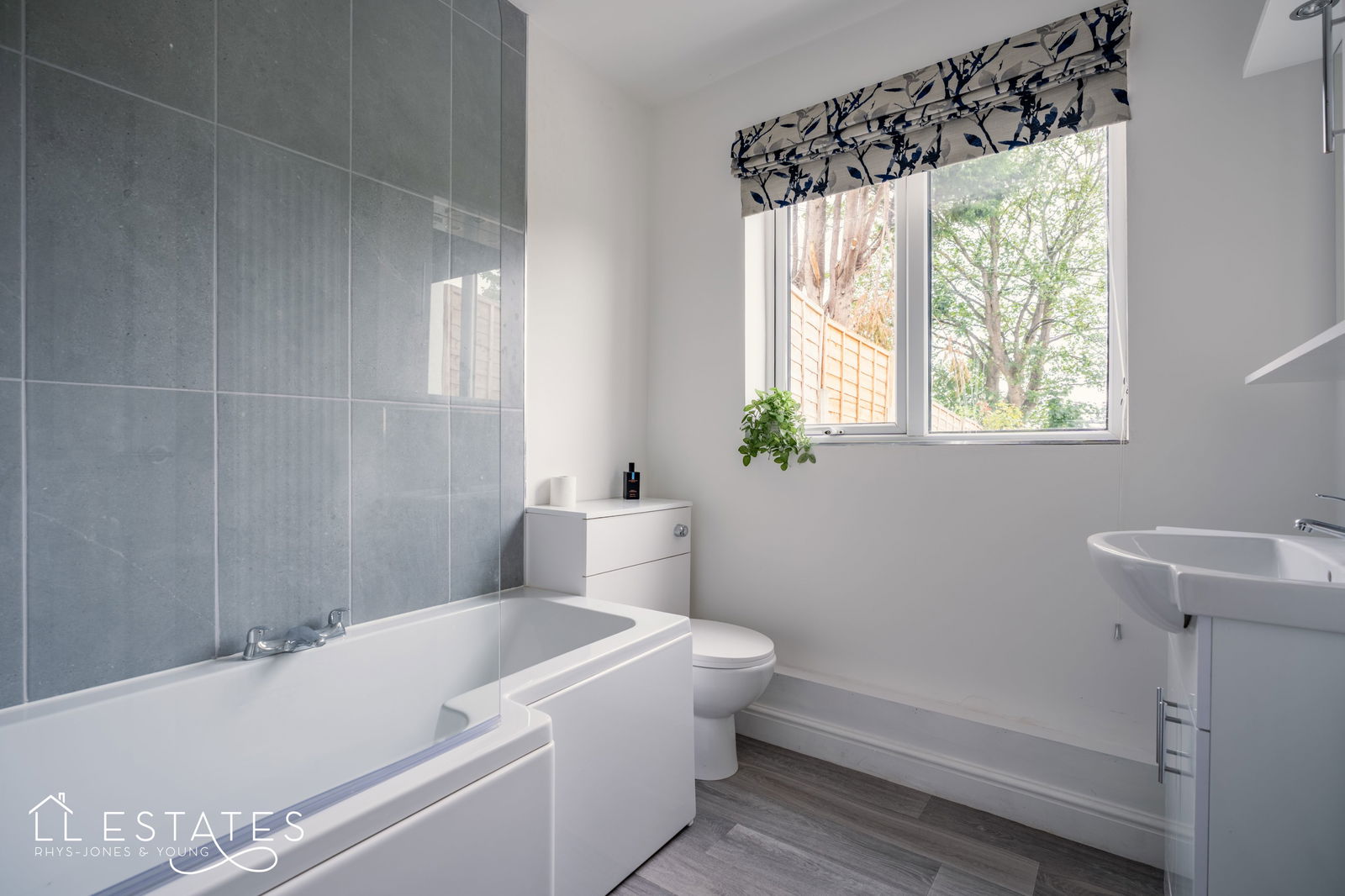 2 bed cottage for sale in Mostyn Road, Gronant 5