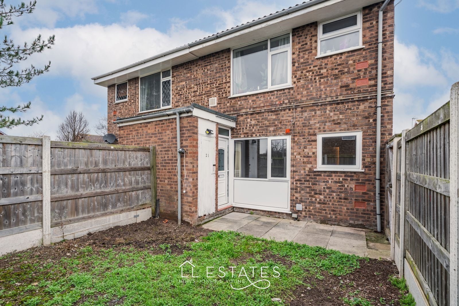 1 bed ground floor flat to rent in Lon Brynli, Prestatyn, LL19 8YF  - Property Image 1