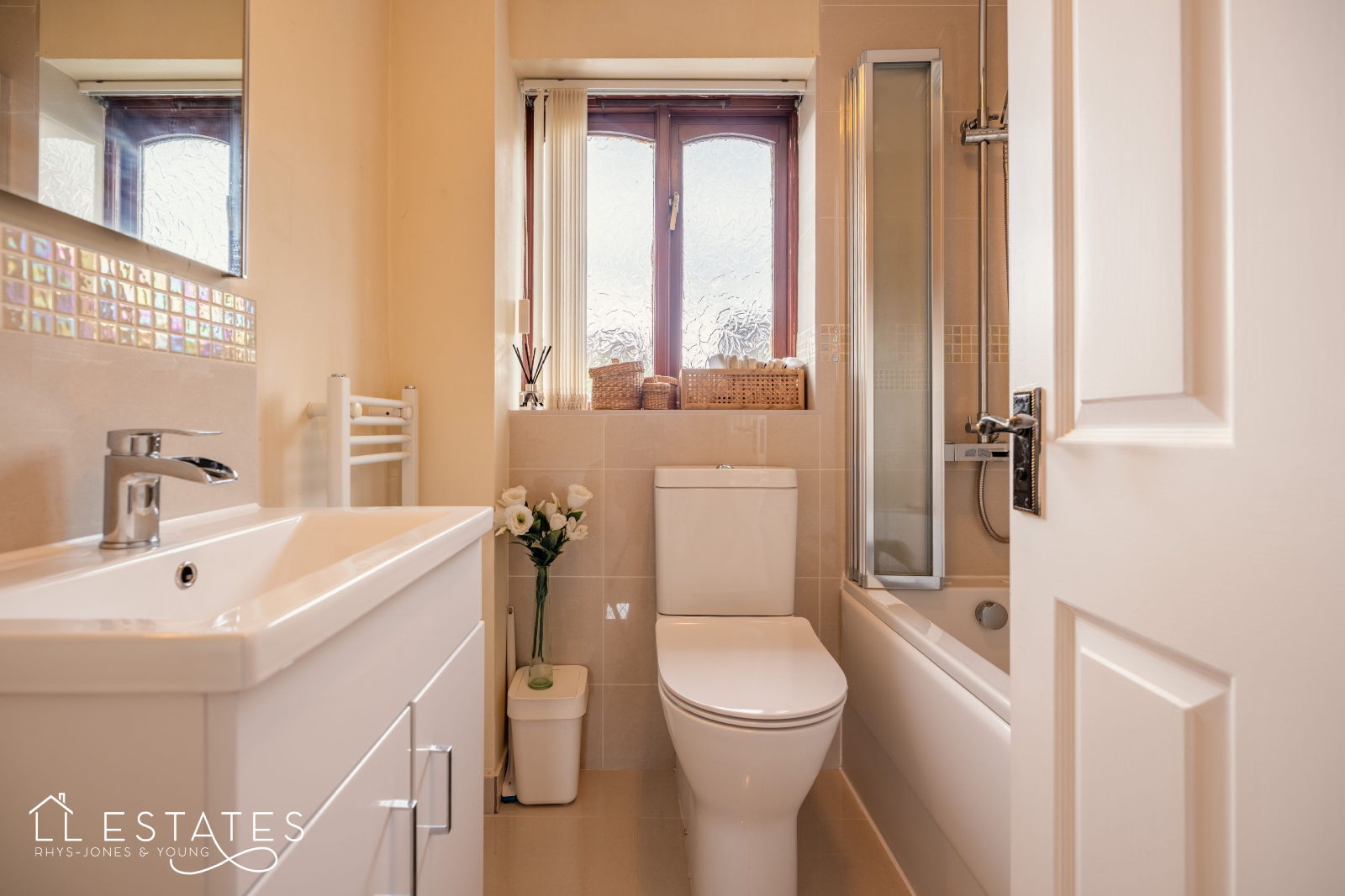 4 bed detached house for sale in Ffordd Parc Castell, Bodelwyddan 12