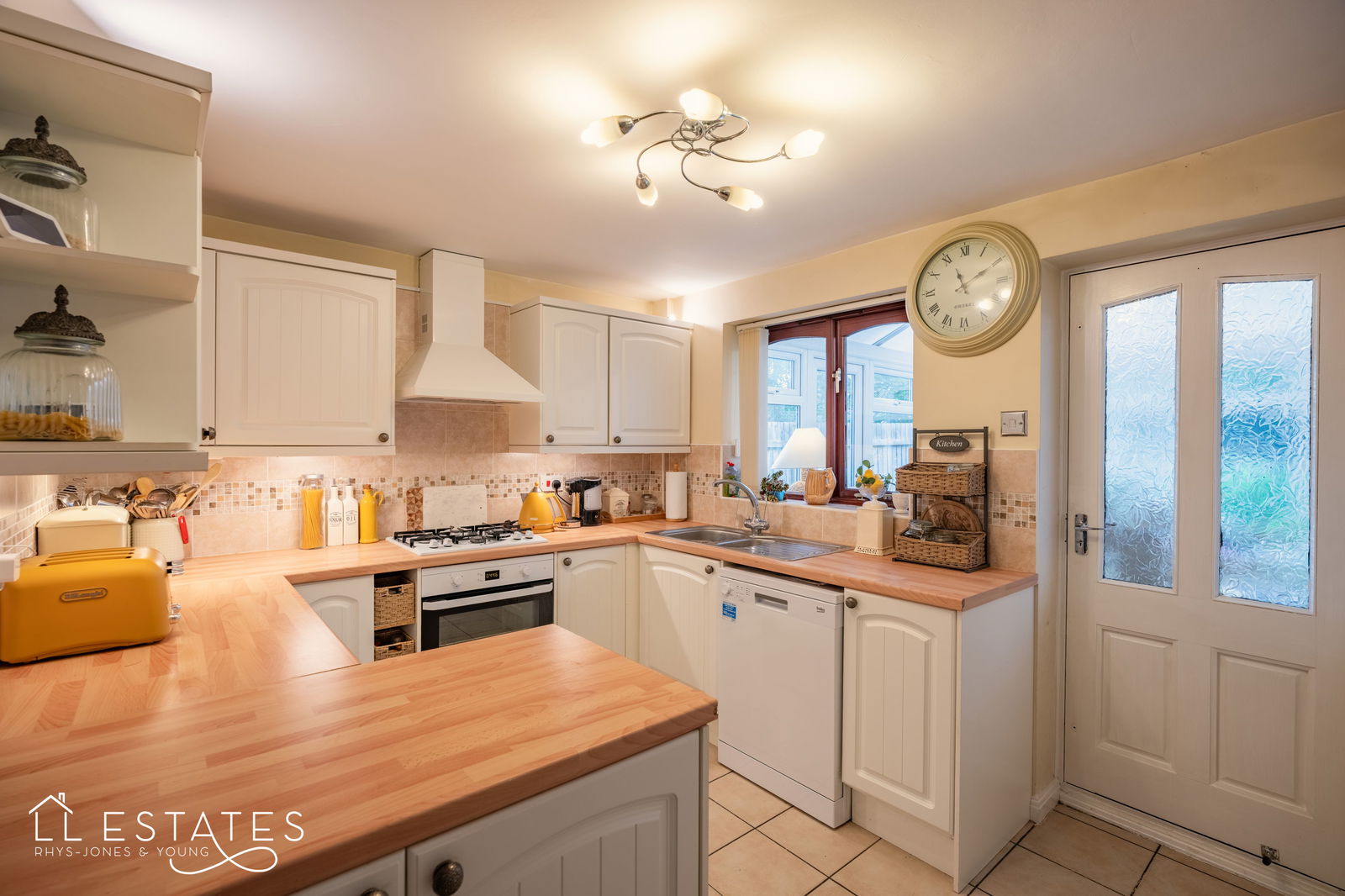 4 bed detached house for sale in Ffordd Parc Castell, Bodelwyddan 2