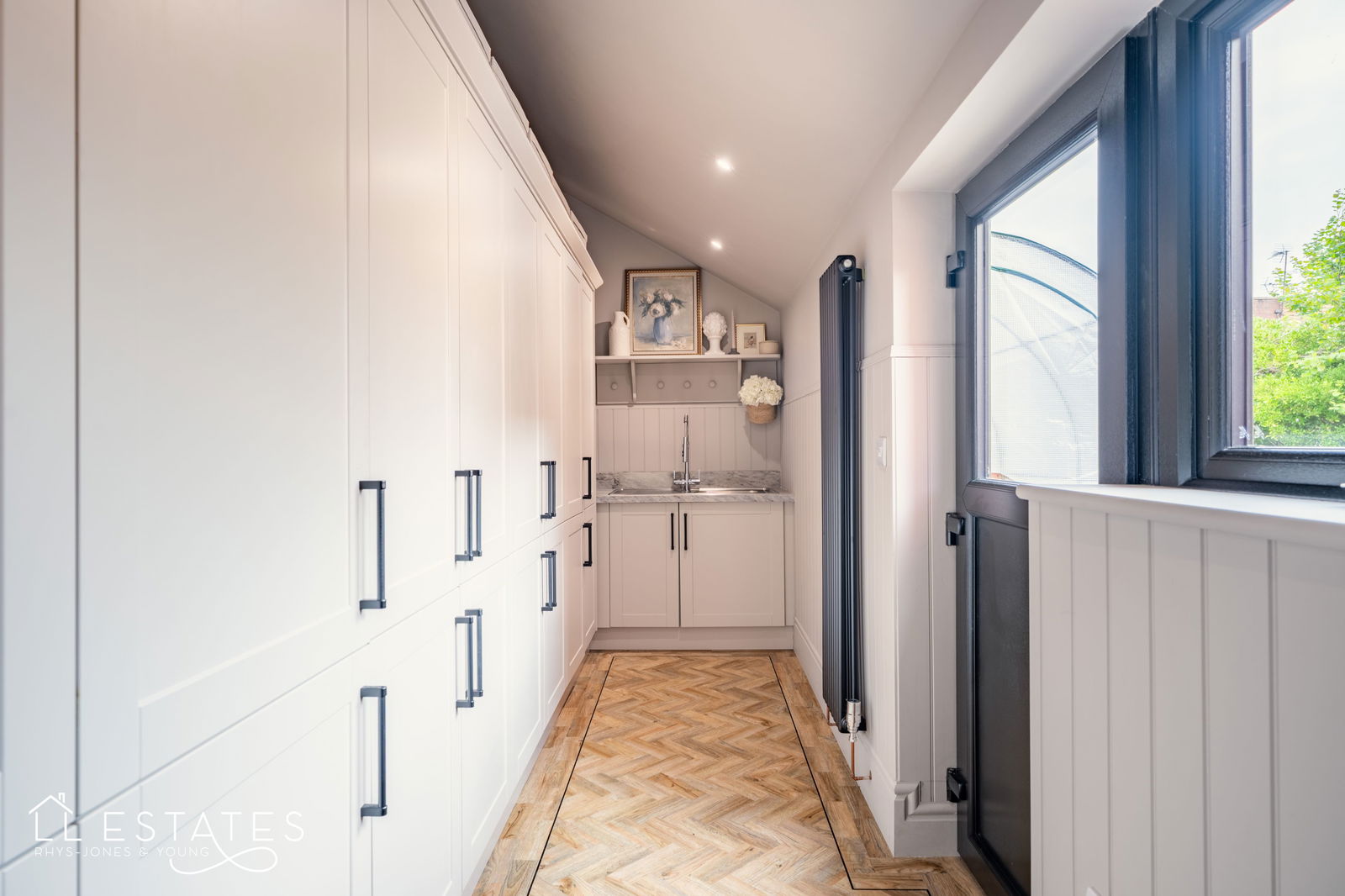 5 bed semi-detached house for sale in Queens Walk, Rhyl  - Property Image 7