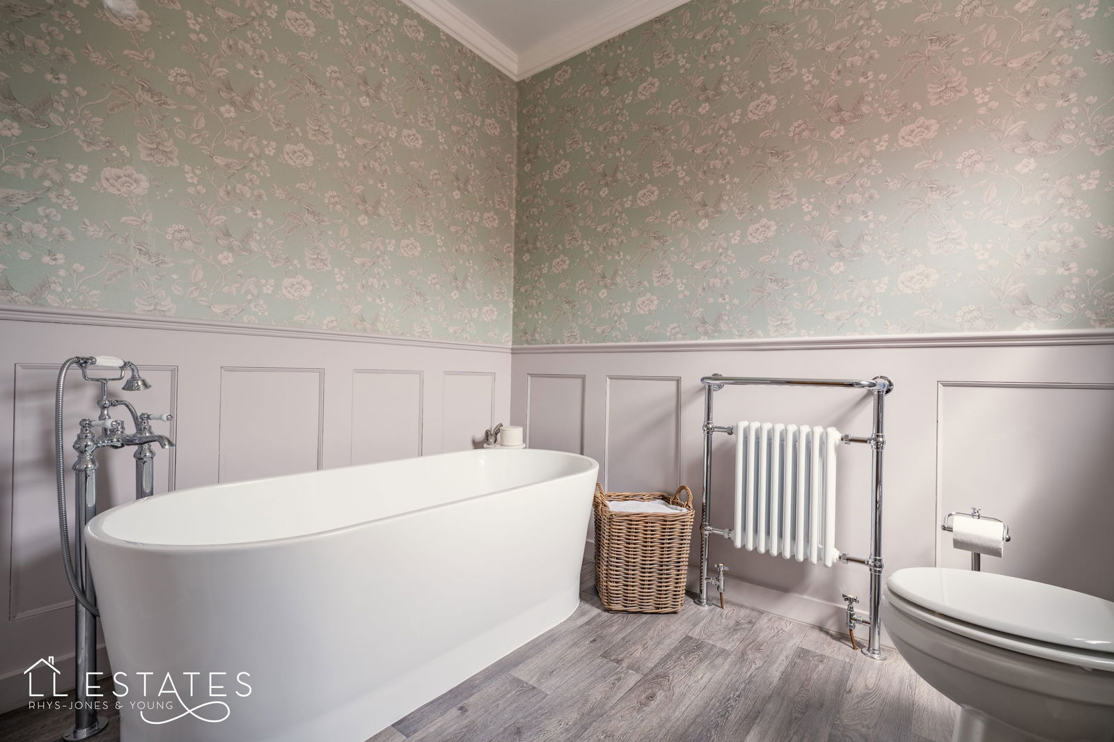 5 bed semi-detached house for sale in Queens Walk, Rhyl  - Property Image 16