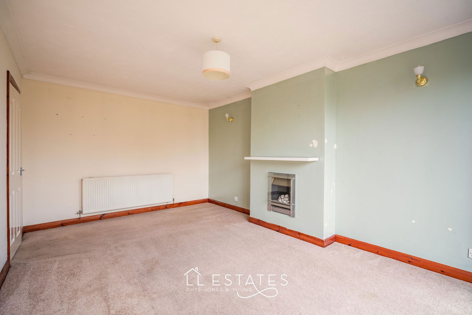 2 bed semi-detached bungalow to rent in Bryn Cwnin Road, Rhyl, LL18 4UD  - Property Image 4