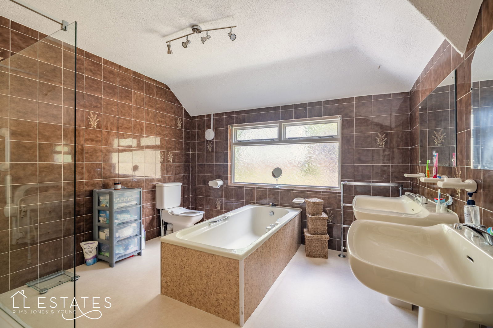 5 bed detached house for sale in Cwm Road, Dyserth 12