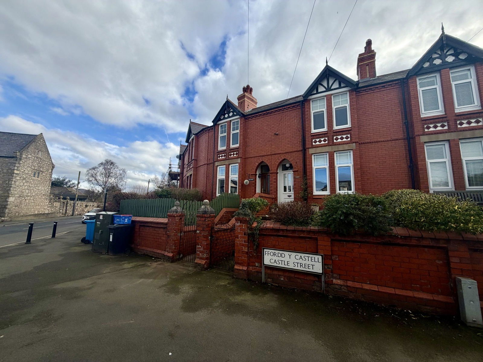 2 bed terraced house to rent in Princes Road, Rhuddlan, Rhyl, LL18 5RA