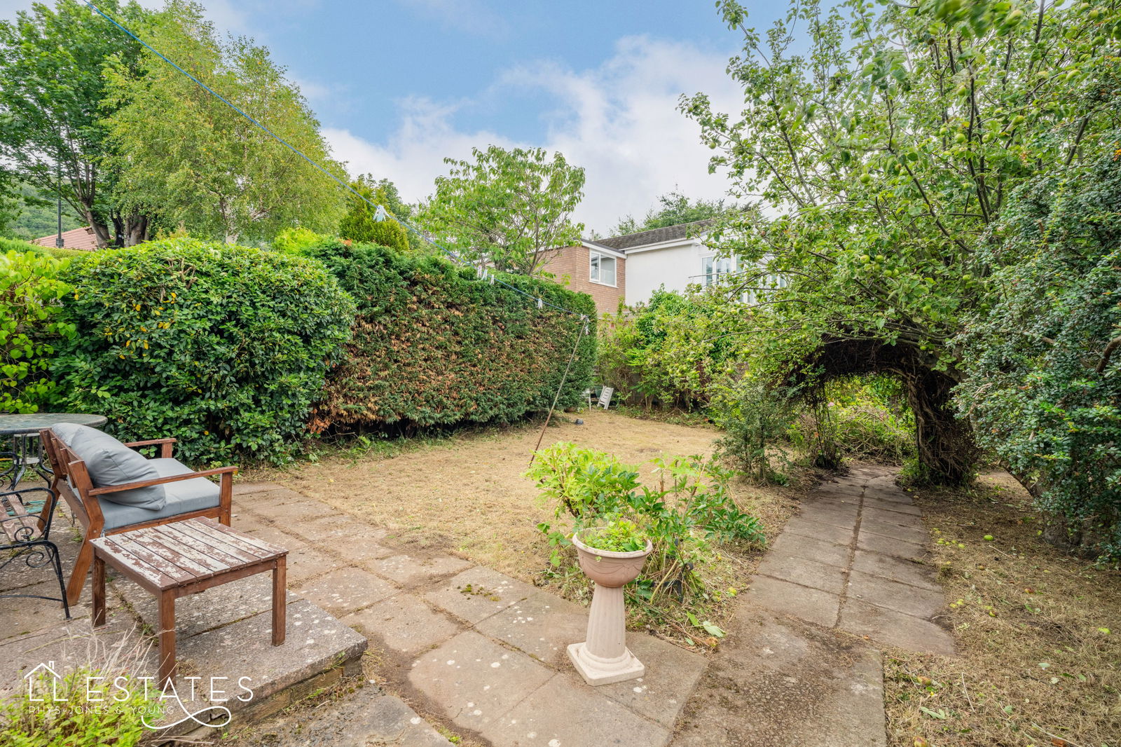 4 bed semi-detached house for sale in Melyd Avenue, Prestatyn  - Property Image 17