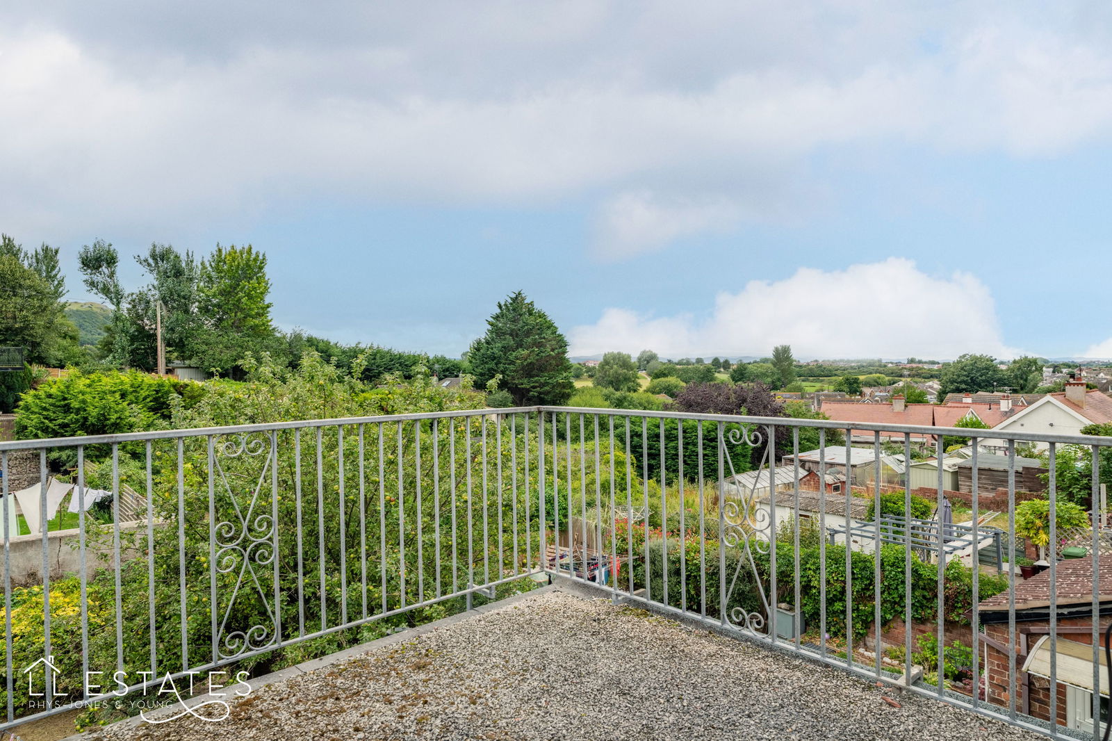 4 bed semi-detached house for sale in Melyd Avenue, Prestatyn  - Property Image 15