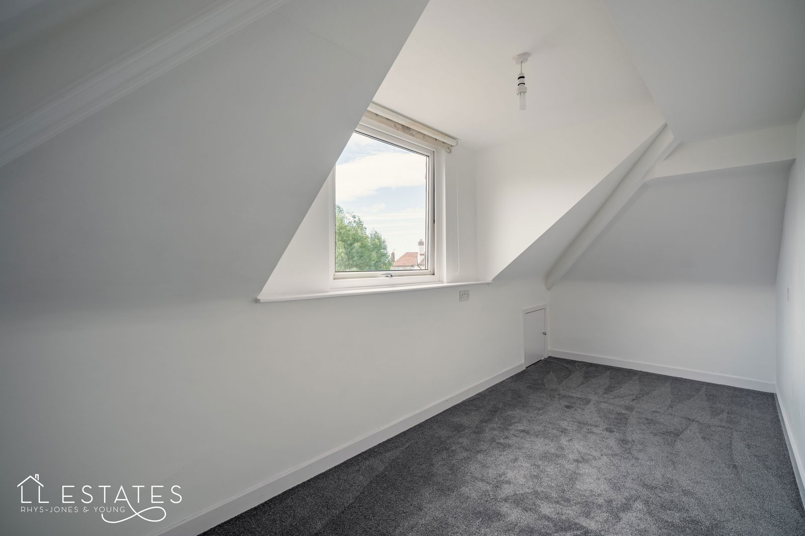 3 bed bungalow for sale in Riversdale, Conway Crescent, Llandudno  - Property Image 12