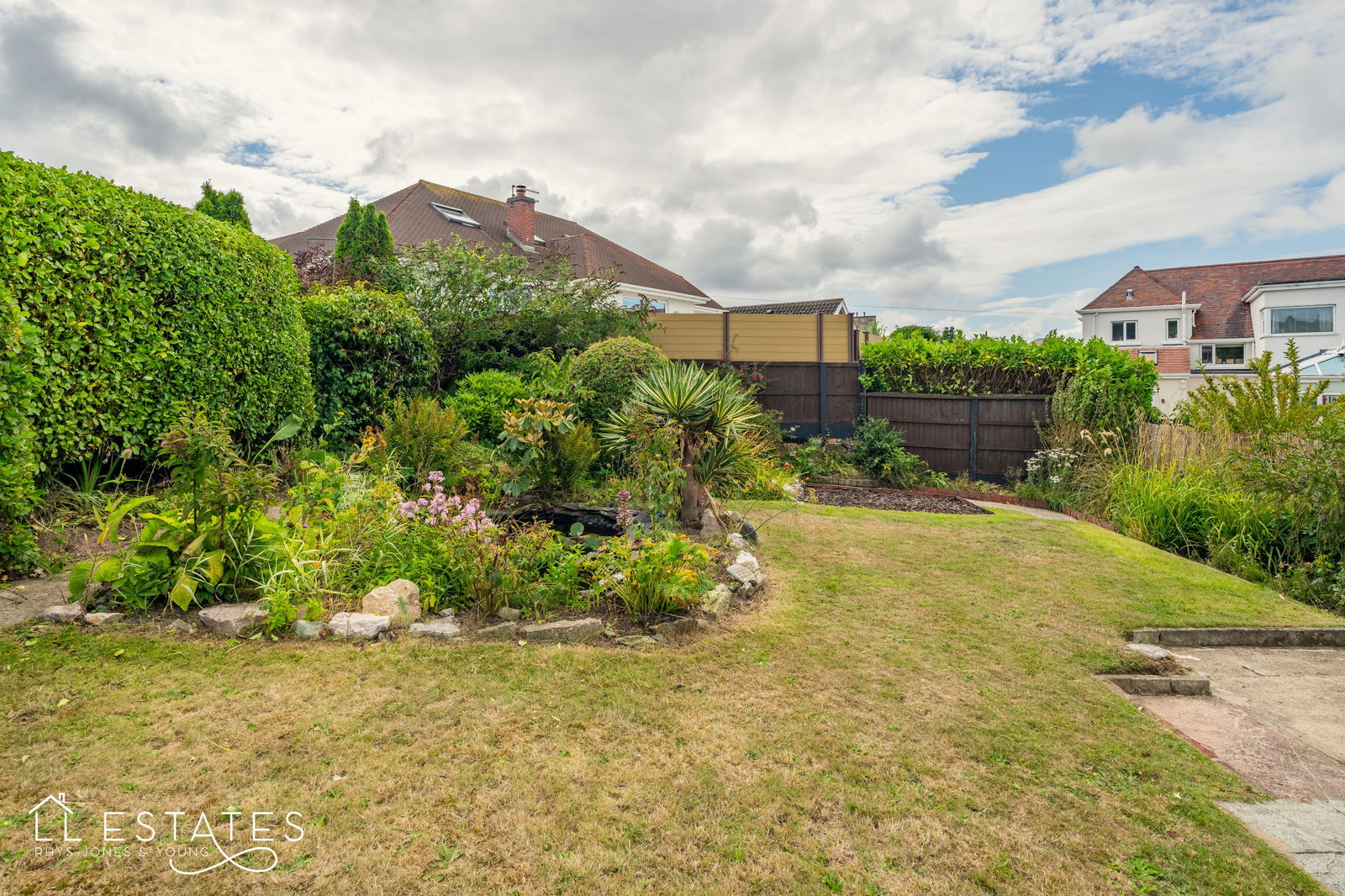 3 bed bungalow for sale in Riversdale, Conway Crescent, Llandudno  - Property Image 15