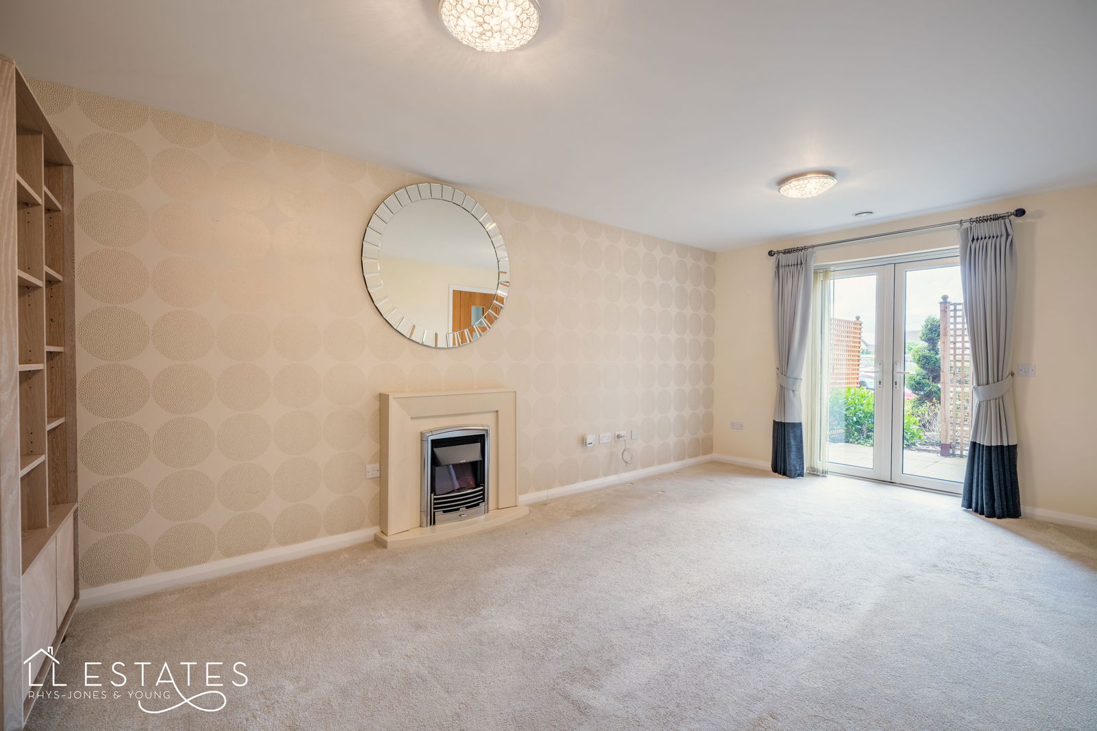 1 bed ground floor flat for sale in Sandy Lane, Prestatyn, LL19 7AX 3