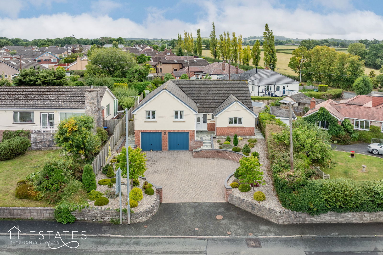 3 bed bungalow for sale in Allt Goch, St. Asaph