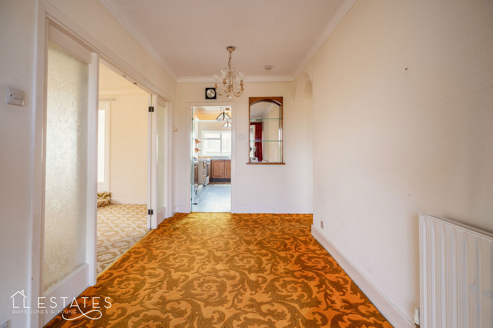 3 bed bungalow for sale in Highlands Close, Rhuddlan  - Property Image 4