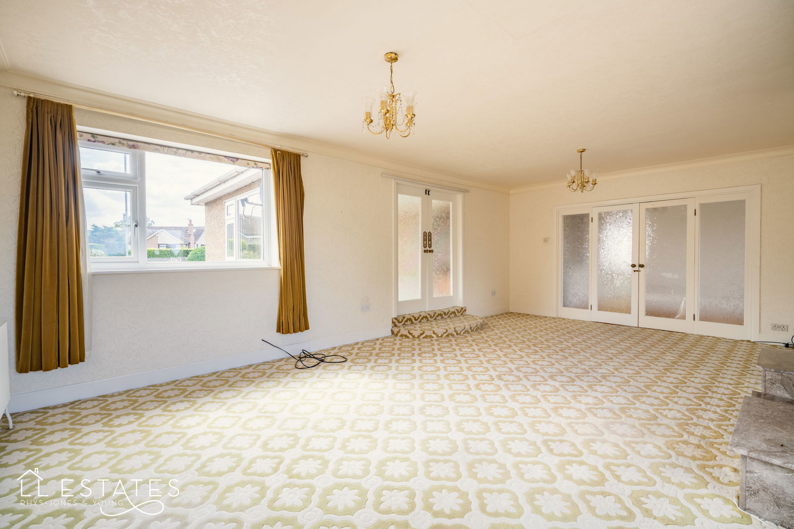 3 bed bungalow for sale in Highlands Close, Rhuddlan  - Property Image 6