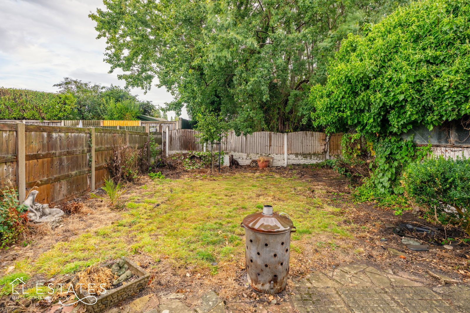 2 bed semi-detached bungalow for sale in Bangor Crescent, Prestatyn  - Property Image 8
