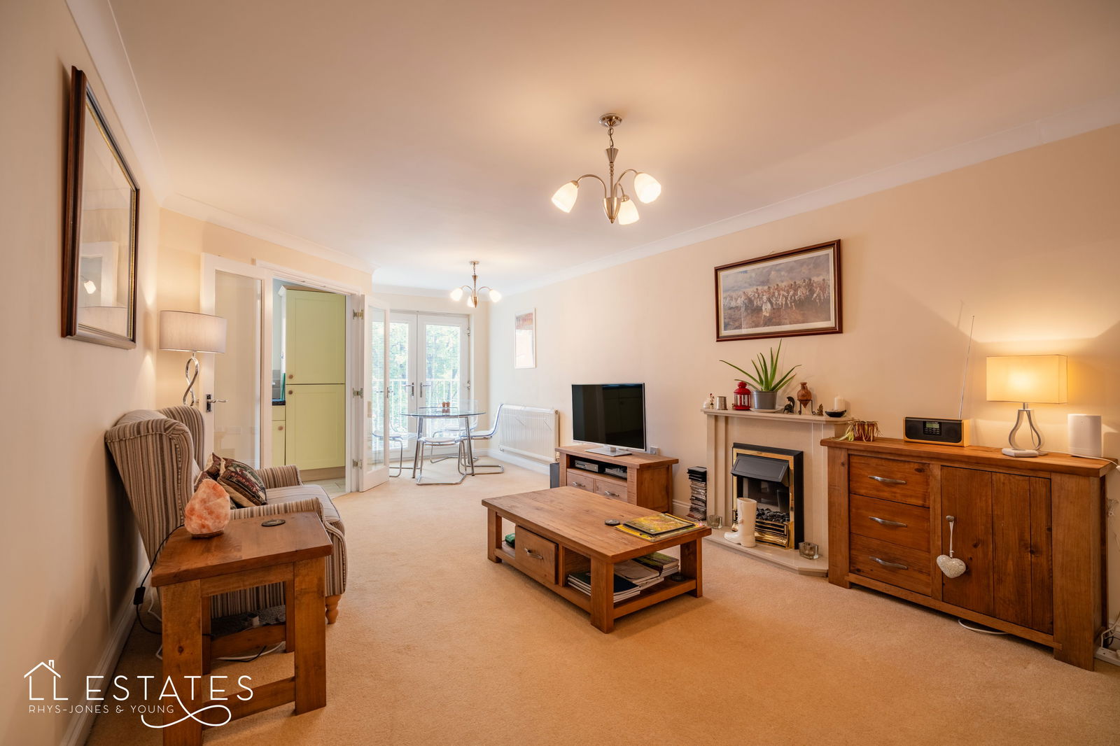 2 bed apartment for sale in Boughton Avenue, Rhyl 1