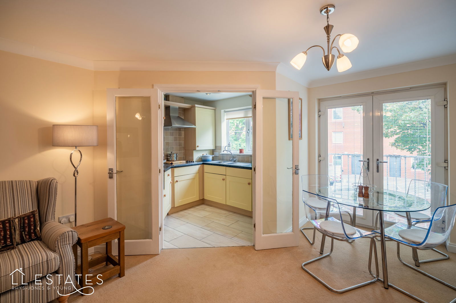 2 bed apartment for sale in Boughton Avenue, Rhyl  - Property Image 4