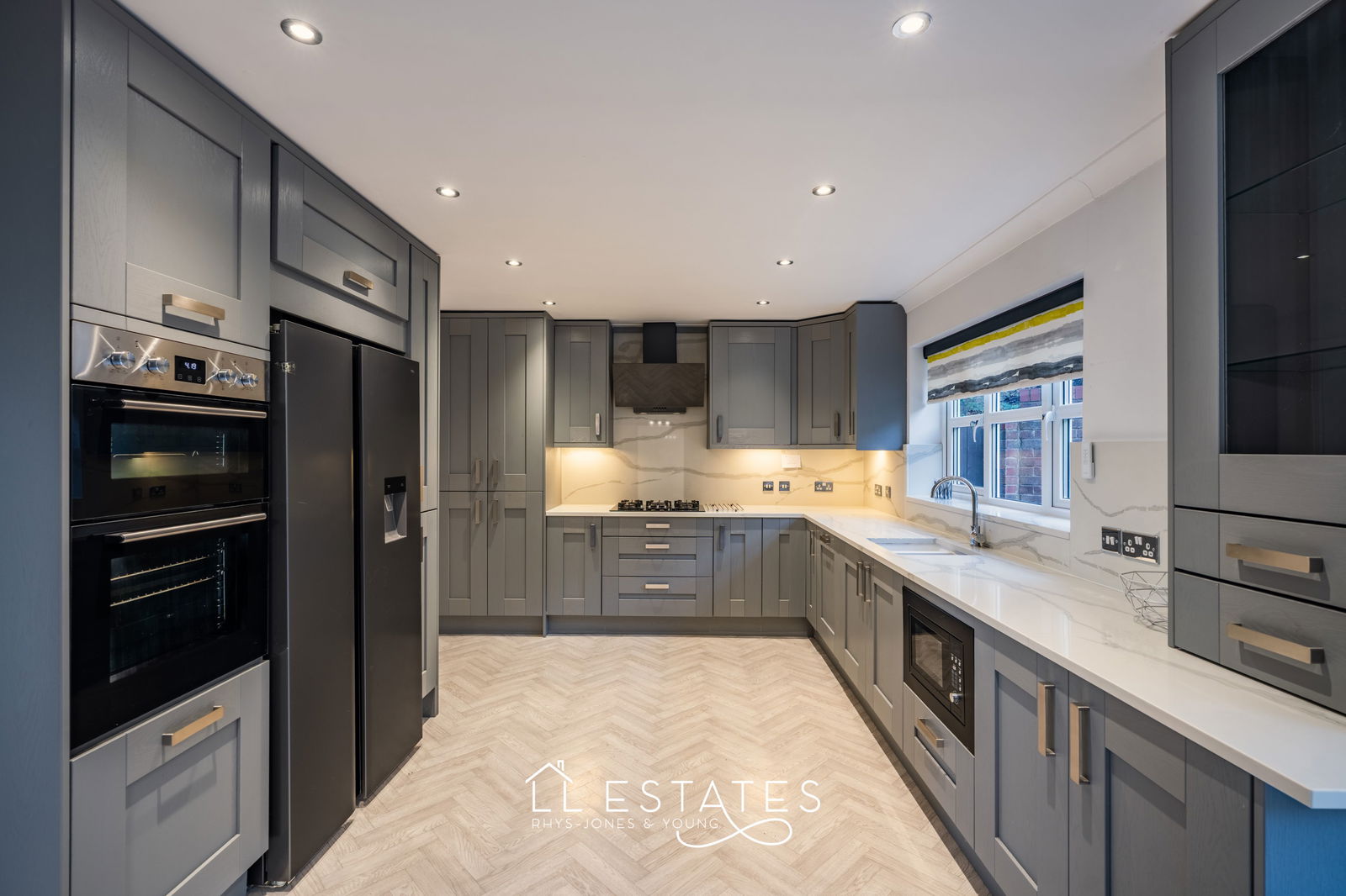 5 bed detached house for sale in Lon Y Berllan, Abergele  - Property Image 3