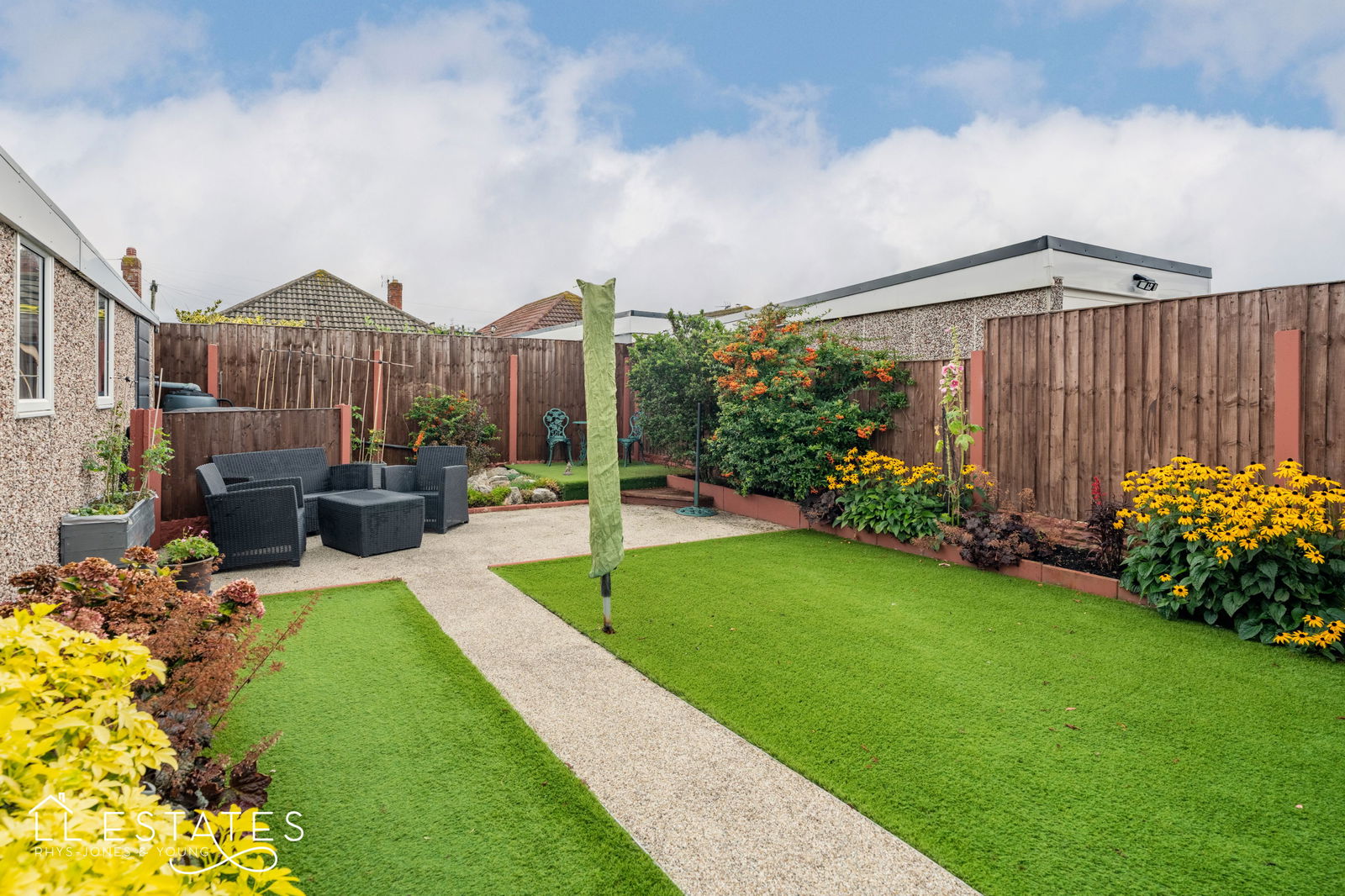 2 bed bungalow for sale in Garnett Drive, Prestatyn 9