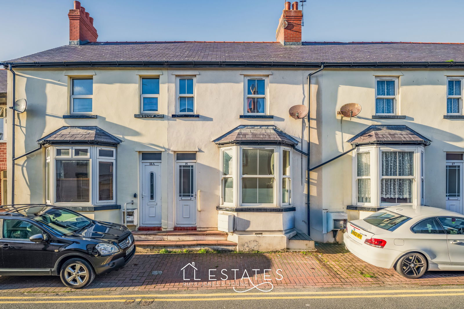 3 bed terraced house for sale in Millbank Road, Rhyl - Property Image 1